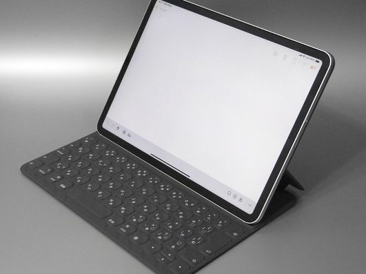 【失敗…】Smart Keyboard Folioの第1世代と第2世代は背面カメラのサイズが違った 13 e38090e5a4b1e69597e38091smart keyboard folioe381aee7acac1e4b896e4bba3e381a8e7acac2e4b896e4bba3e381afe8838ce99da2e382abe383a1e383a9 1