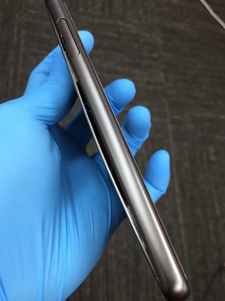 スマートフォンのバッテリーが膨らんできたので(再度)交換した 1 e382b9e3839ee383bce38388e38395e382a9e383b3e381aee38390e38383e38386e383aae383bce3818ce886a8e38289e38293e381a7e3818de3819fe381aee381a7
